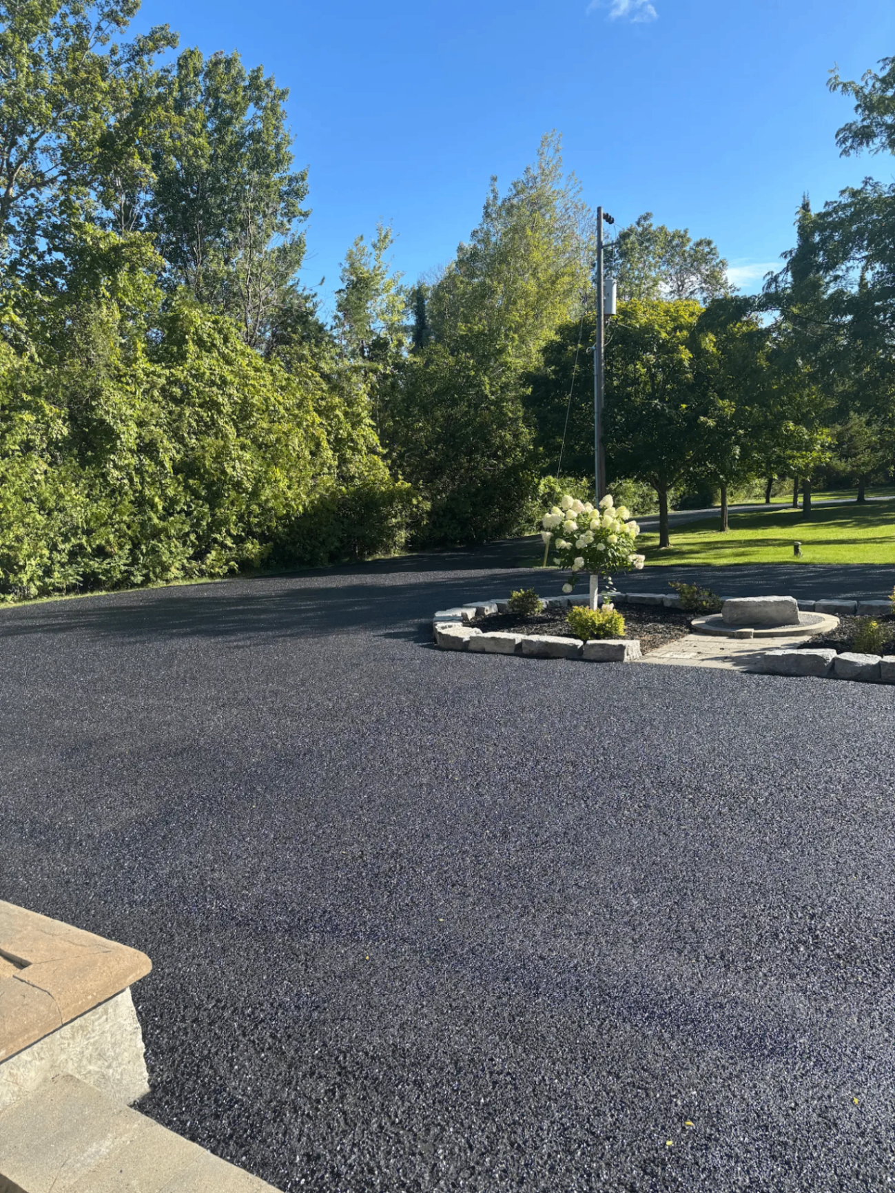 Driveway sealing result in Aurora